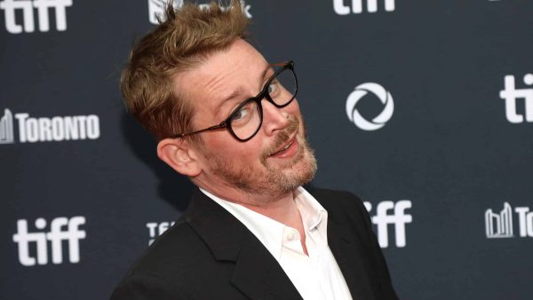 Macaulay Culkin : Visite guidée de leur nouveau palais californien à 10,3M$