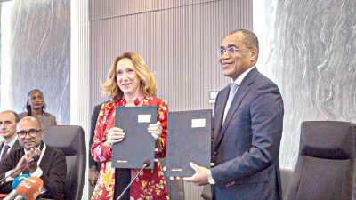 Le ministre ivoirien Adama Coulibaly et Myriam Ferran