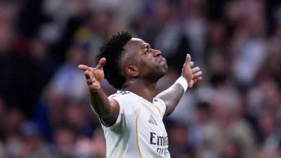 Vinicius met sa menace à exécution