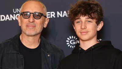 Gad Elmaleh s’affiche avec Raphaël, son fils de 12 ans, né de sa relation avec Charlotte Casiraghi