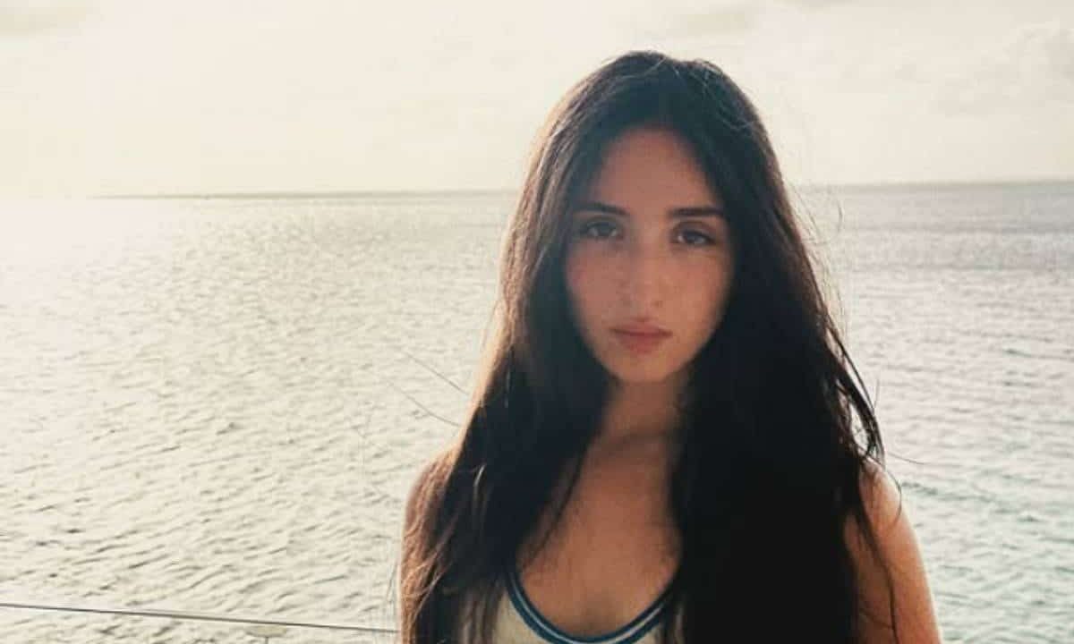 Ambre chute sur scène en pleine tournée de la Star Academy : grosse frayeur