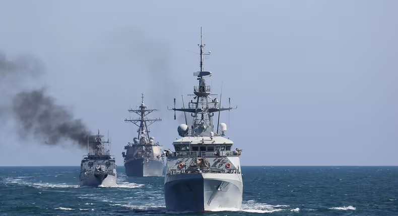 le Royaume-Uni et la France mènent une coalition de 30 pays pour rouvrir le détroit d'Ormuz