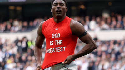 Taiwo Awoniyi FA : sanction pour avoir célébré avec "Dieu est le plus grand"