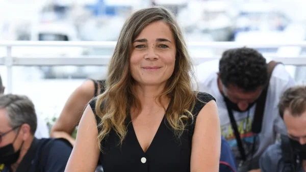 des "seaux de vomi", les parents de Ramzy Bedia "humiliés", cette polémique qu'elle a encore en travers de la gorge