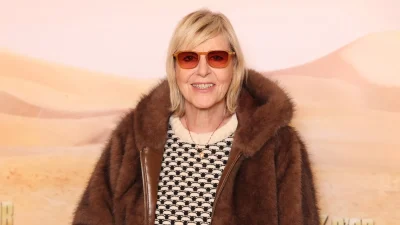 Chantal Ladesou ouvre les portes de sa maison rupestre "taillée dans le roc" où elle vit en toute "simplicité"