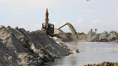 Côte d'Ivoire Cocody M'Pouto une opération de remblayage illégal sous enquête