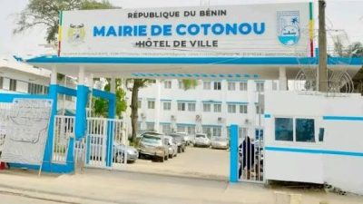 Bénin : les chefs d’arrondissements et présidents de commissions du Conseil municipal de Cotonou officiellement installés