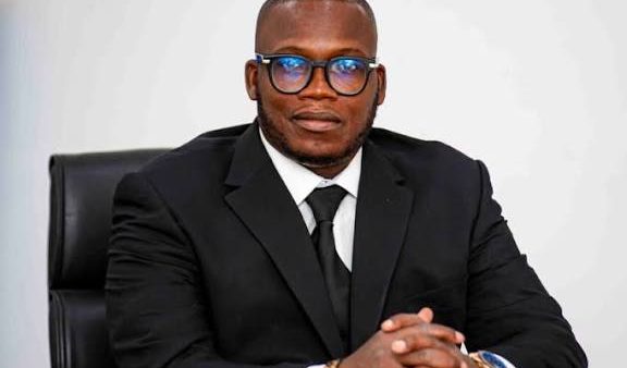 Bénin : le maire d’Abomey Franck Métolé Kpassassi met en place son cabinet