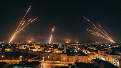 Iran : Des missiles frappent Dimona, la ville nucléaire israélienne, plus de 175 blessés