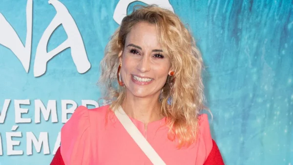 Elodie Gossuin raconte les heures d’angoisse vécues après avoir été bloquée à Dubaï avec sa famille