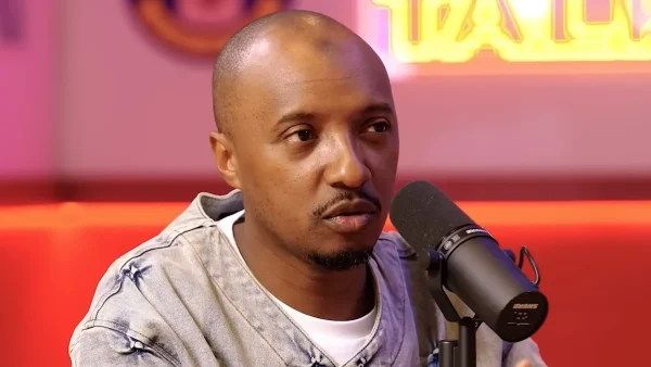 Soprano, père de trois enfants, ne mâche pas ses mots sur leur éducation