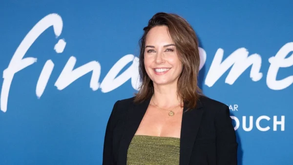 "Je ne gagne pas autant ma vie qu'elle", son salaire à 5 chiffres dévoilé, c'est HALLUCINANT