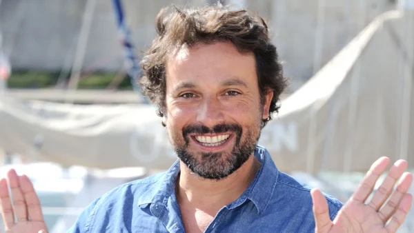 Mort de Bruno Salomone : visite de son "jardin secret" en Sicile, sur la "terre de ses aïeux", où se mêlent "tension" mafieuse et paysage volcanique