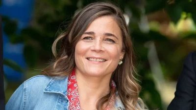 Recluse “en ermite”, Blanche Gardin vit au cœur d’une forêt, son expérience à la marge “avec des punks à chiens”