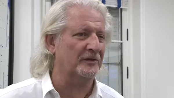 Patrick Sébastien, libertin “assumé”, balance sur les célébrités croisées lors de ses parties fines