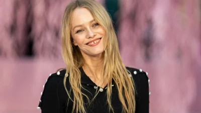 Vanessa Paradis a fui la cohue parisienne pour vivre en ermite dans ce "hameau" à deux pas de Saint-Tropez