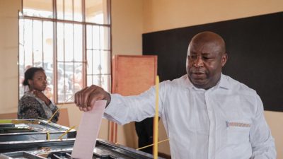 Burundi: sans surprise, le président burundais investi par son parti pour l'élection présidentielle de 2027