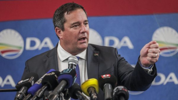 Afrique du Sud: en congrès, l’Alliance démocratique se voit en «force nationale capable de réformes»