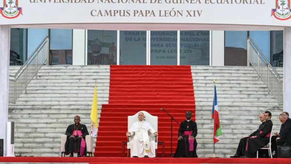 Le pape Léon XIV s'est «plongé dans une atmosphère de fête de la foi» lors de sa tournée en Afrique