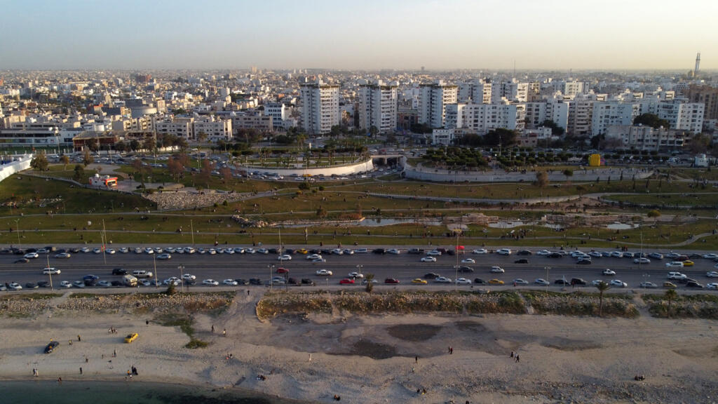 Une vue aérienne de Tripoli, en Libye