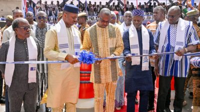 Coris Bank international: le Premier ministre inaugure le nouveau siège