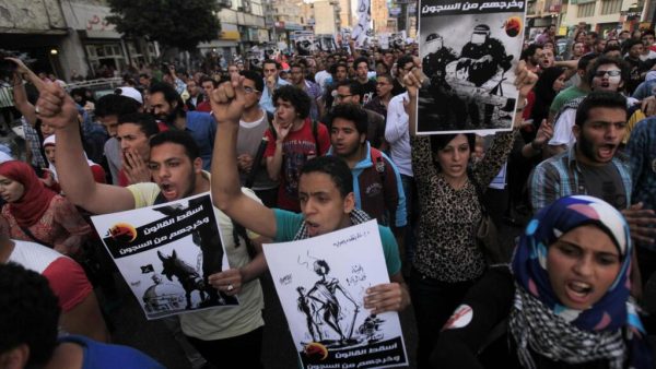 Égypte: libération de deux militants du Mouvement du 6 avril après des années de détention