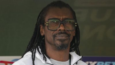 Aliou Cissé à Luanda