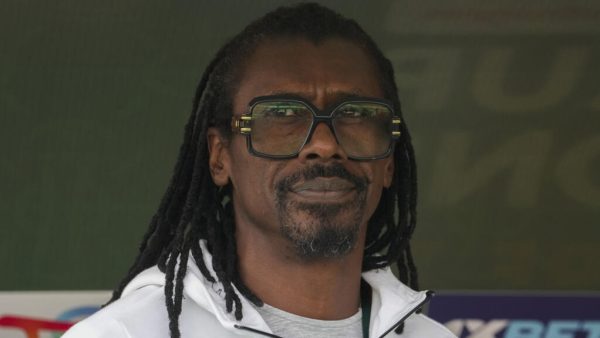 Aliou Cissé à Luanda