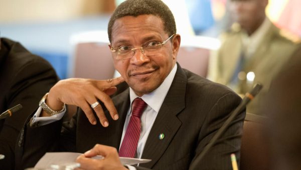 Tanzanie: polémique autour de la nomination de l'ancien président Kikwete à l'UA