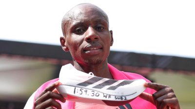 «On se demande quand ça va s'arrêter»: le record historique de Sawe au marathon ébranle la planète athlétisme