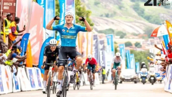 » Tour du Bénin 2026 : Belohvosciks Kristians remporte la 1ère étape et s’empare du maillot jaune