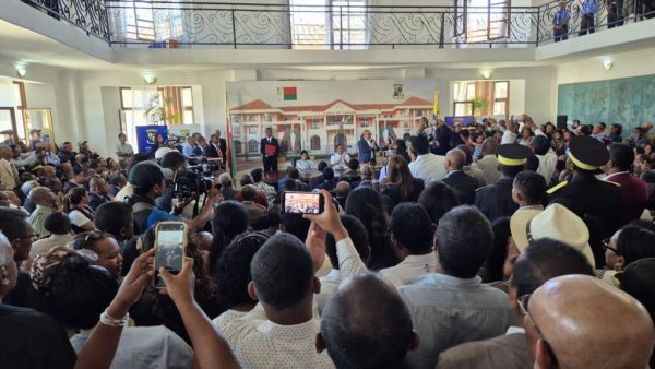 Madagascar: le nouveau maire d'Antananarivo installé dans une cérémonie aux accents politiques