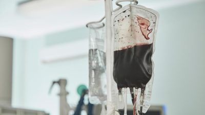 Sénégal: l'arrestation pour homosexualité présumée d'un agent de la banque du sang crée une psychose en ligne