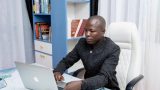 Ouganda: l'affaire du journaliste Arnold Mukose, symptôme d'une presse sous pression - Menaces sur l’information