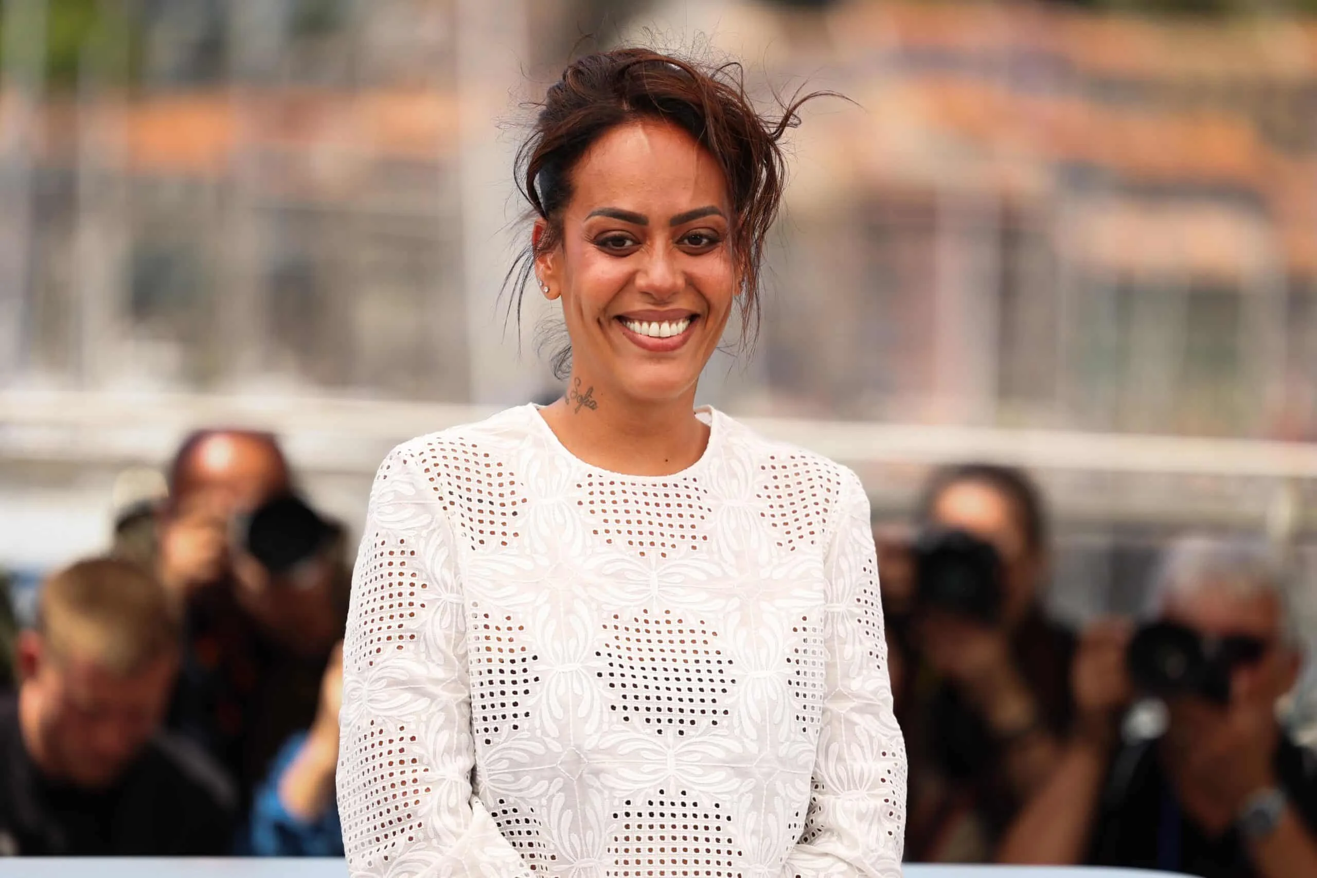"Beaucoup, beaucoup d'argent" : Amel Bent sans filtre sur ce qu’elle gagne réellement