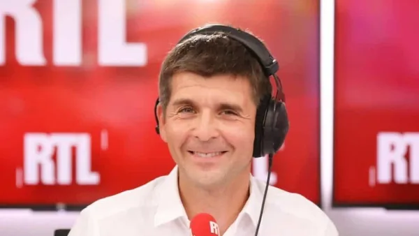 Thomas Sotto : après son accident de la route en début d’année, le journaliste quitte RTL