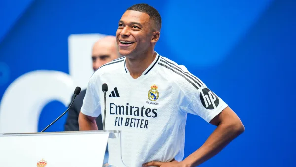 Comment s'habiller pour un rendez-vous amoureux ? Les conseils mode de Kylian Mbappé