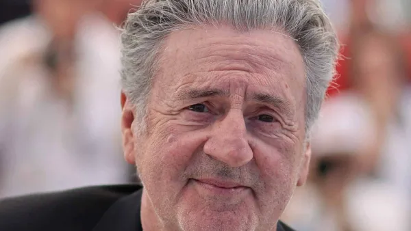 Daniel Auteuil : sa maison de hippie, entourée d’oliviers, près d’Arles, où il part écrire