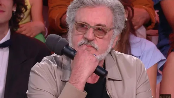 Daniel Auteuil change de tête : ses "rouflaquettes" font jaser