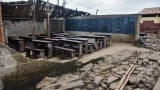 Un pan du bâtiment principal de l'École primaire publique Yénawa-Daho s'est effondré dans la matinée du vendredi 8 mai 2026, sous l'effet de fortes pluies et de rafales de vent, blessant sept élèves et un enseignant.