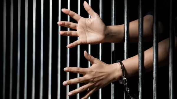 Femme en prison