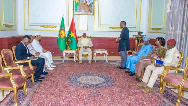 Burkina : la CEDEAO tente de renouer le dialogue avec l’AES en envoyant Lansana Kouyaté chez Traoré