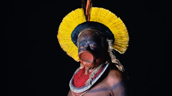 Le cacique Raoni Metuktire, figure mondiale de la défense de l’Amazonie et des peuples autochtones