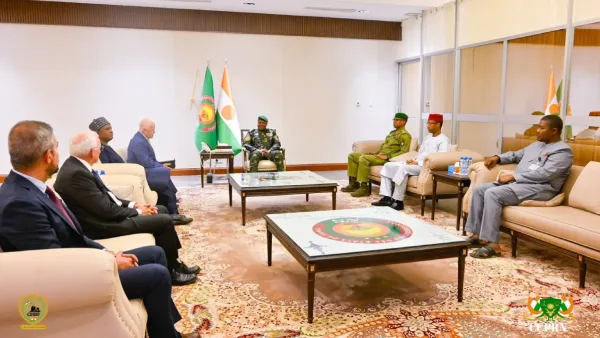 Le général Abdourahamane Tiani a reçu à Niamey le PDG de Global Atomic, Stephen G. Roman