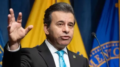 Marty Makary lors d’une conférence de presse au siège du département de la santé américain, à Washington, le 29 juillet 2025.
