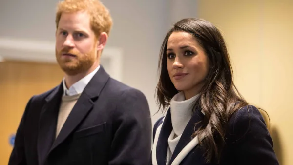 Meghan Markle publie, 8 ans après son mariage avec Harry, de nouvelles images de leur mariage, début d’une longue rupture familiale