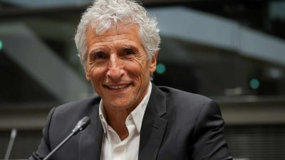 Nagui : après l'annonce de son départ de La Bande originale, l’animateur révèle n’avoir "aucun plan"