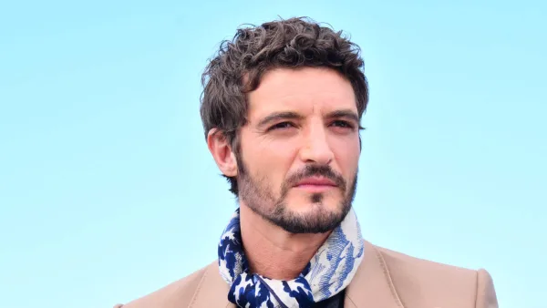 Cannes 2026 : Niels Schneider, compagnon de Virginie Efira, obligé de "revisser" la dent d’une célèbre actrice dans le hall d’un palace