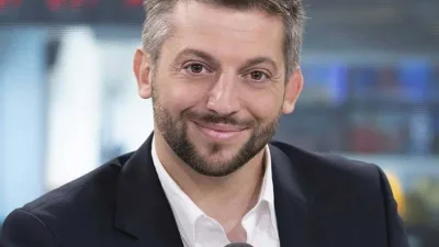 "Franchement, on est contents qu’il parte", Paul Larrouturou évincé, ses collègues de Franceinfo ravis