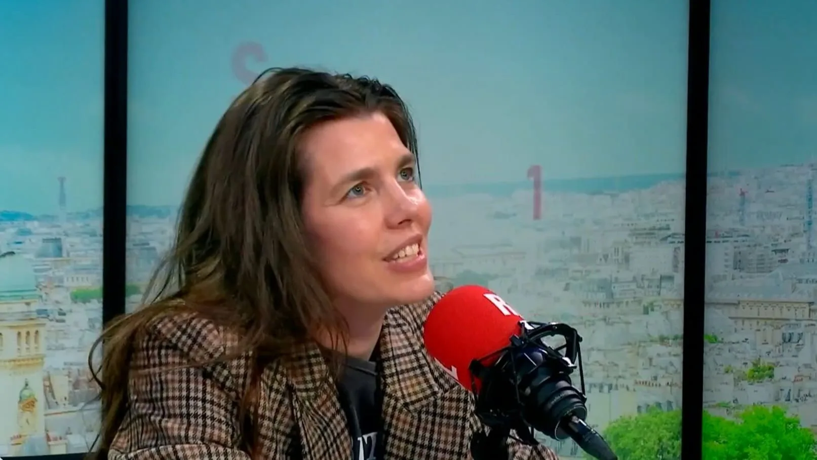Charlotte Casiraghi : son plaisir coupable avec Céline Dion